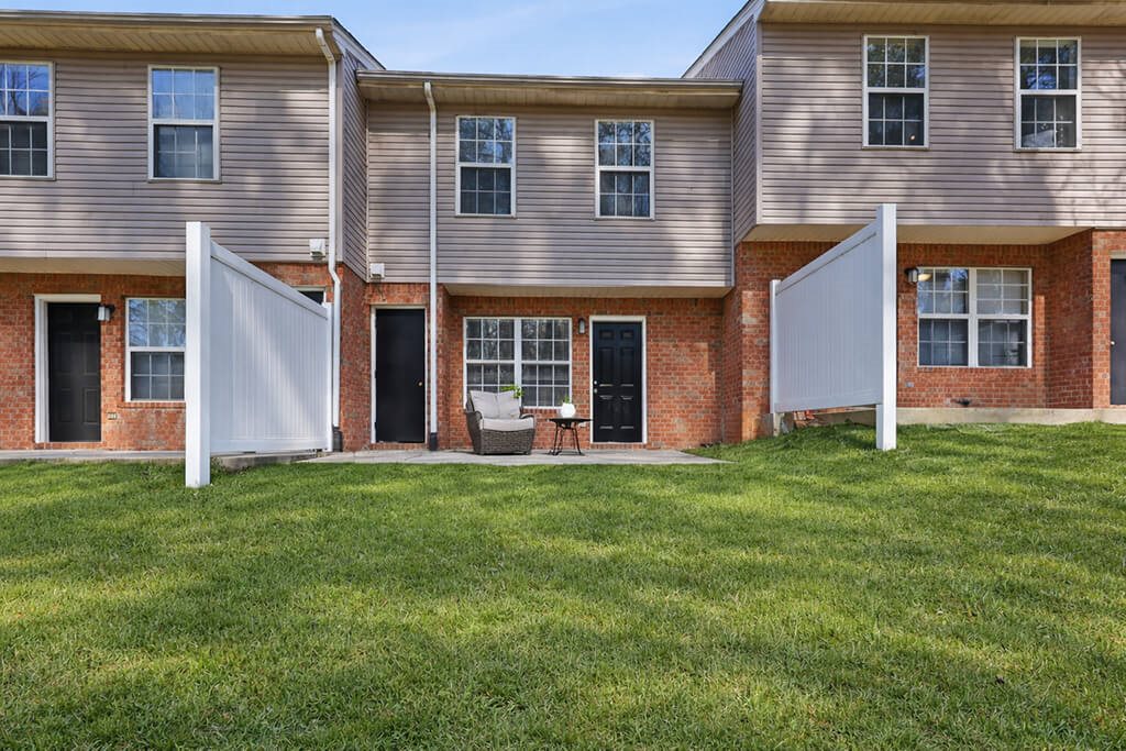 Exterior lawn at Greens of Pine Glen in Durham NC